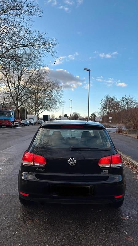 Gebraucht VW Golf VI 105 PS (77 kW) 2010 Kleinwagen