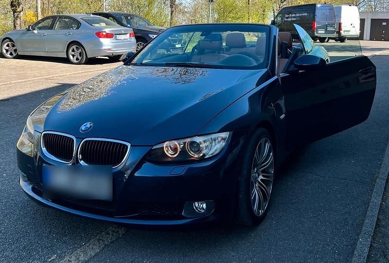 Gebraucht BMW 320 Cabriolet 170 PS (125 kW) 2009 Blau Cabrio