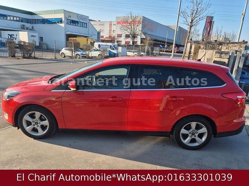 Gebraucht Ford Focus Titanium 150 PS (110 kW) 2016 Rot Kombi
