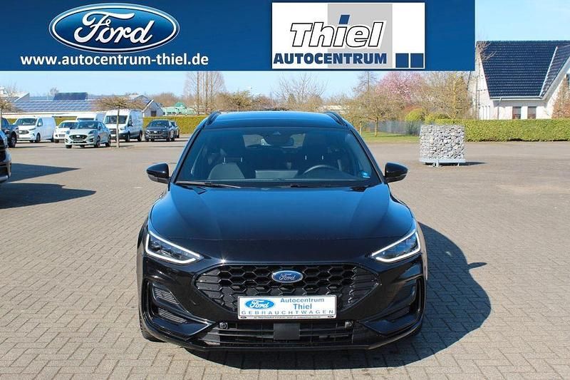Gebraucht Ford Focus ST-Line X 155 PS (114 kW) 2025 Schwarz Limousine