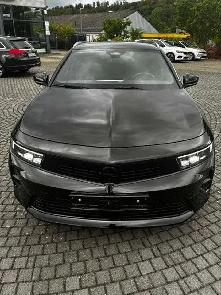 Gebraucht Opel Astra S 131 PS (96 kW) 2023 Schwarz Kleinwagen
