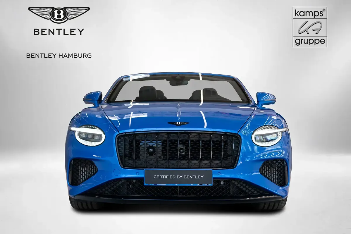 Second-hand Bentley Continental 680 CP (500 kW) 2025 Albastru Cabrio