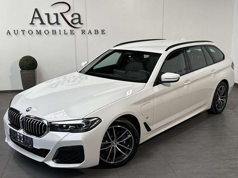 Alpinweiã iii Gebraucht 2021 BMW 530 M Sport Kombi | 34.749 € (Fairer Preis) - Bild 1/4