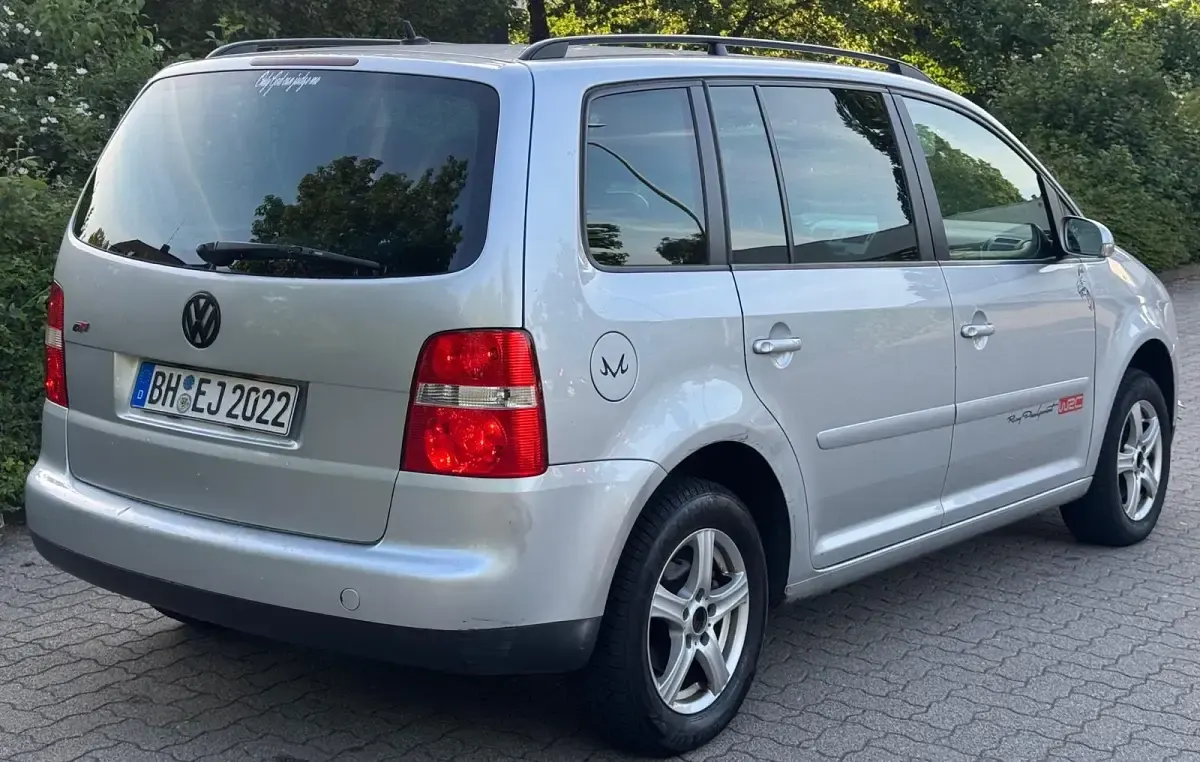 Gebraucht VW Touran 140 PS (102 kW) 2006 Grau Van / Kleinbus