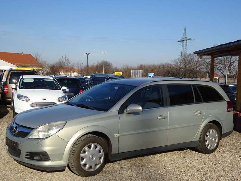 Grau Gebraucht 2007 Opel Vectra Edition Kombi | 1.300 € (Superpreis) - Bild 1/4