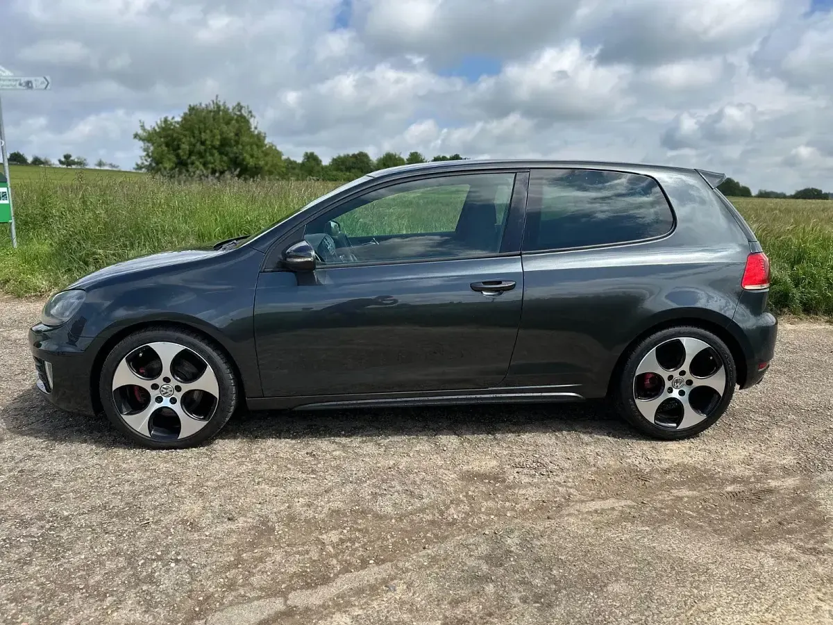 Occasion VW Golf GTI 211 ch (155 kW) 2011 Gris Coupé