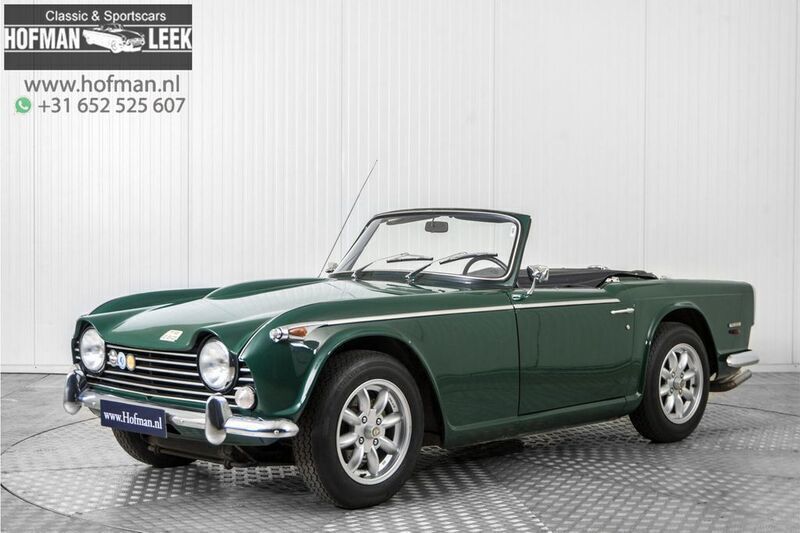 Grün Gebraucht 1968 Triumph TR 250 Cabrio | 44.900 € - Bild 1/4