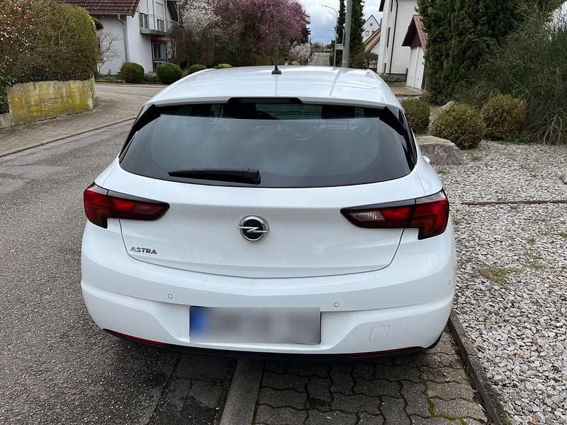 Gebraucht Opel Astra Edition 110 PS (80 kW) 2021 Weiß Limousine