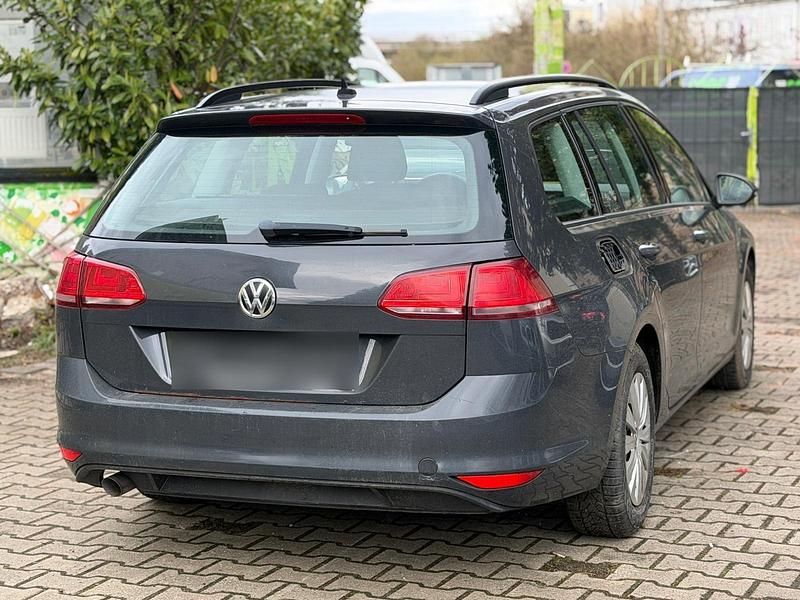 Gebraucht VW Golf VII 105 PS (77 kW) 2013 Grau Kleinwagen