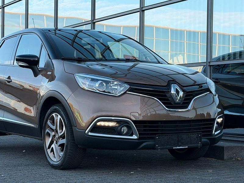 Braun Gebraucht 2017 Renault Captur SUV | 9.990 € (Guter Preis) - Bild 1/4