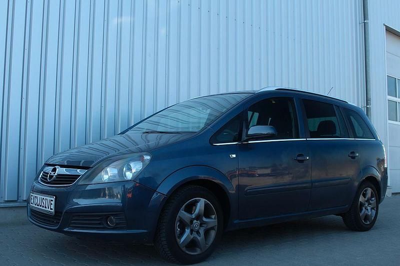 Blau Gebraucht 2006 Opel Zafira Edition Van / Kleinbus | 1.389 € (Superpreis) - Bild 1/4