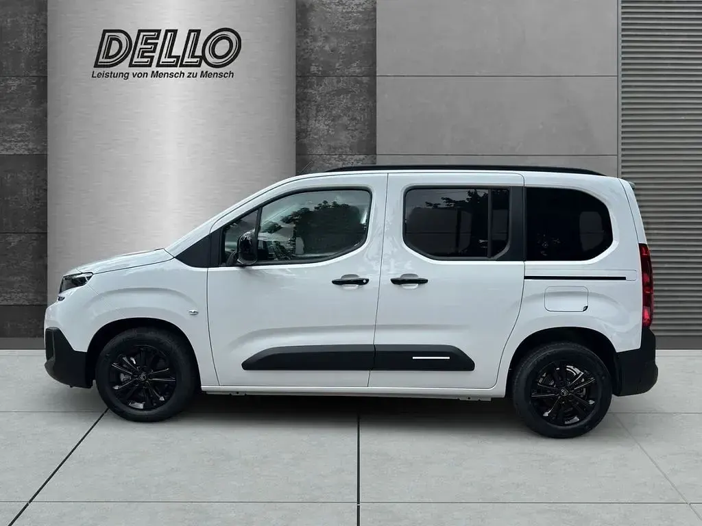 Neu Citroën Berlingo Comfort 102 PS (75 kW) 2026 Weiß Van / Kleinbus