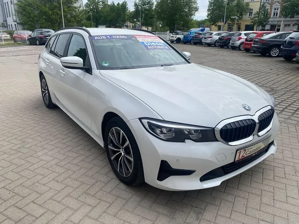 Gebraucht BMW 320 Sport Line 190 PS (139 kW) 2021 Weiß Kombi