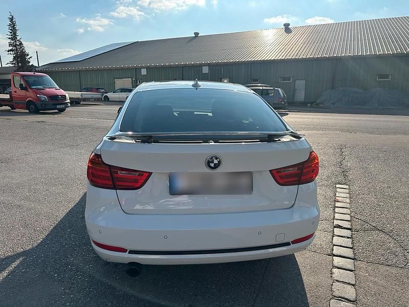 Usata BMW 320 184 CV (135 kW) 2014 Bianco Berlina