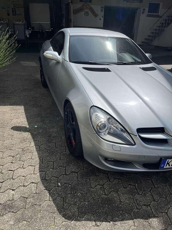 Grau Gebraucht 2008 Mercedes SLK200 Cabrio | 9.800 € (Superpreis) - Bild 1/4