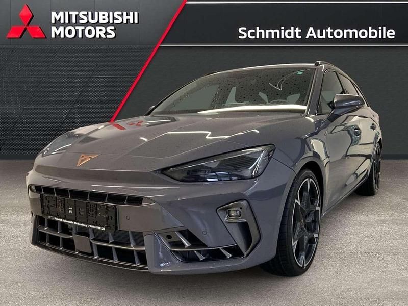 Graphene grau (grau) Gebraucht 2025 Cupra Leon VZ Kombi | 38.770 € (Superpreis) - Bild 1/4