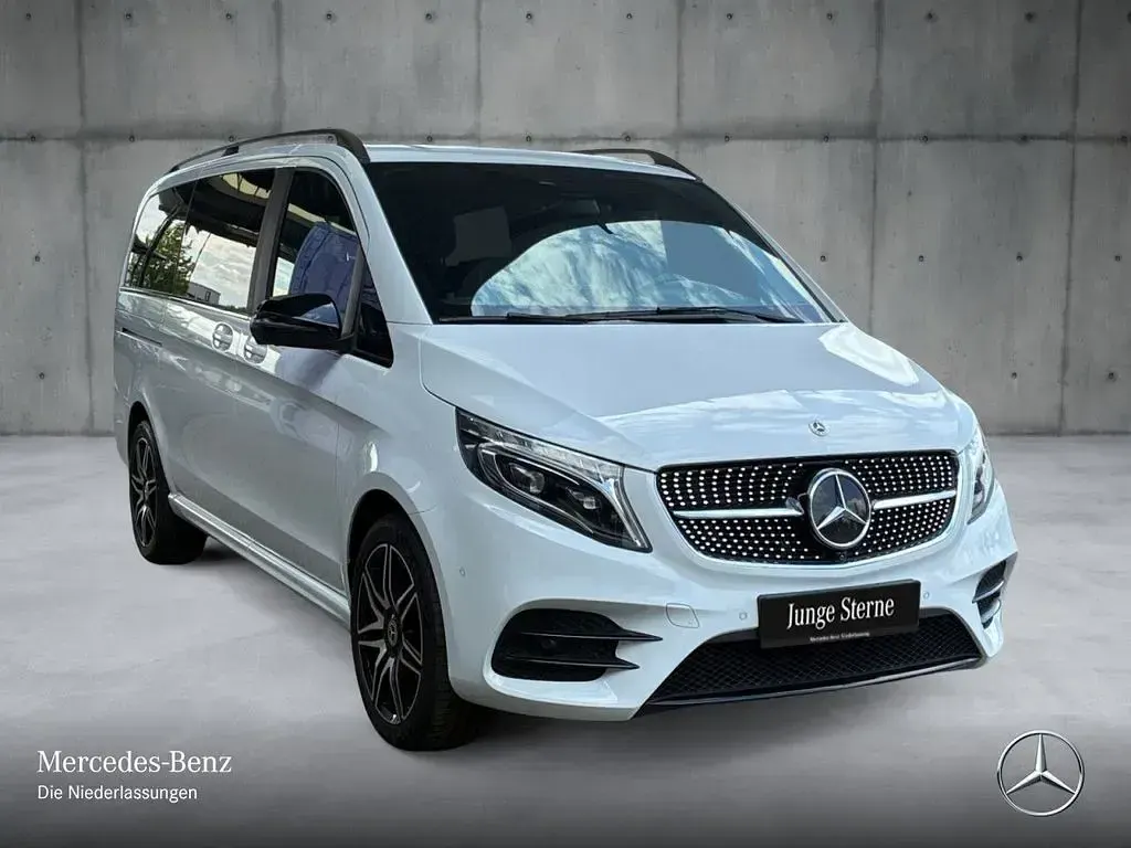Gebraucht Mercedes V300 Avantgarde Edition 237 PS (174 kW) 2022 Weiß Van / Kleinbus