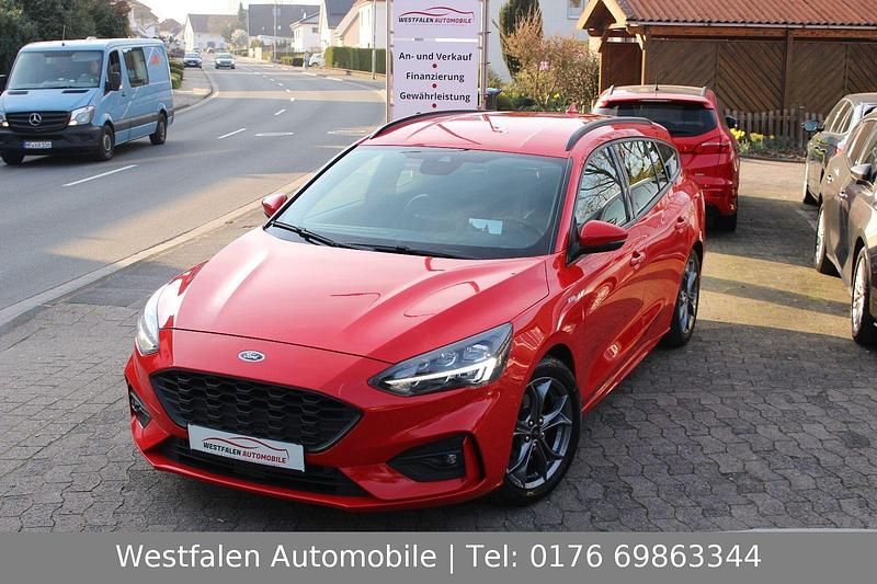 Gebraucht Ford Focus ST-Line 182 PS (133 kW) 2018 Rot Kombi