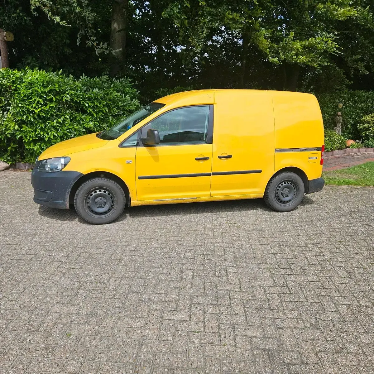 Gebraucht VW Caddy 62 PS (45 kW) 2012 Gelb Van / Kleinbus