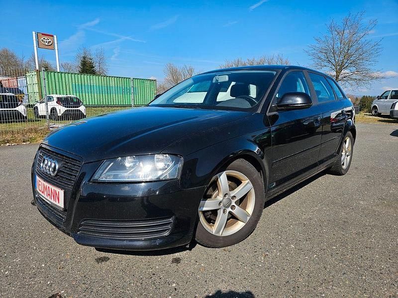 Gebraucht Audi A3 102 PS (75 kW) 2010 Schwarz Kleinwagen