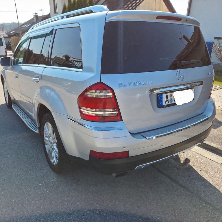 Gebraucht Mercedes GL320 224 PS (164 kW) 2009 Silber SUV