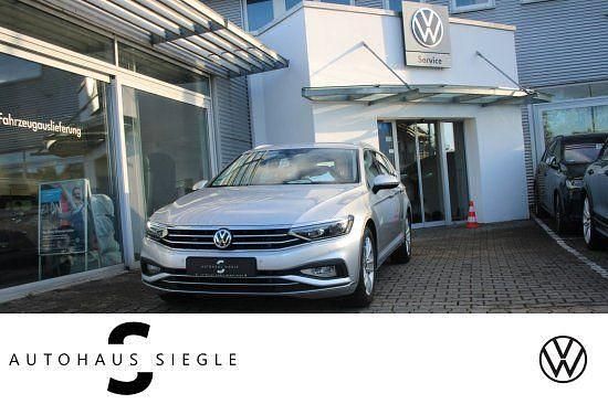 Gebraucht VW Passat Elegance 150 PS (110 kW) 2020 Reflexsilber Kombi