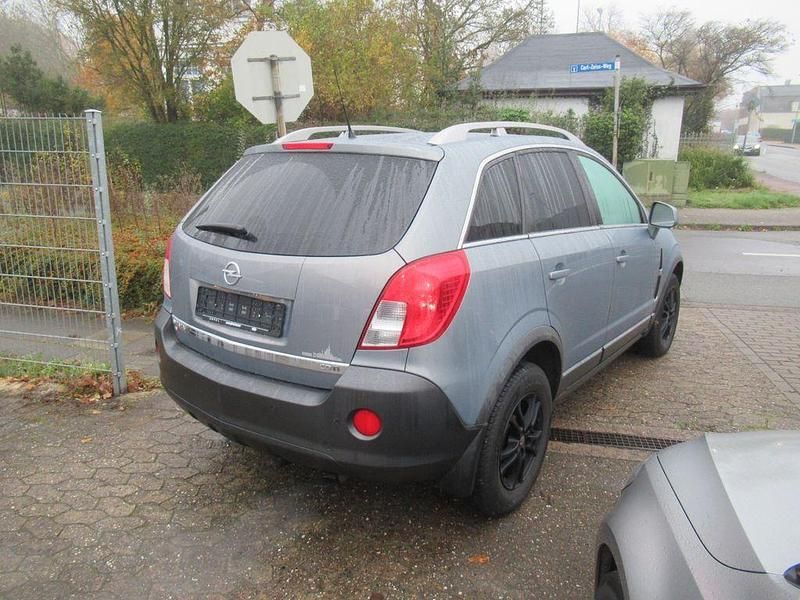 Gebraucht Opel Antara Selection 163 PS (119 kW) 2014 Grau SUV