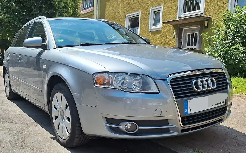 Używany Audi A4 Performance 163 KM (119 kW) 2005 Szary Kombi