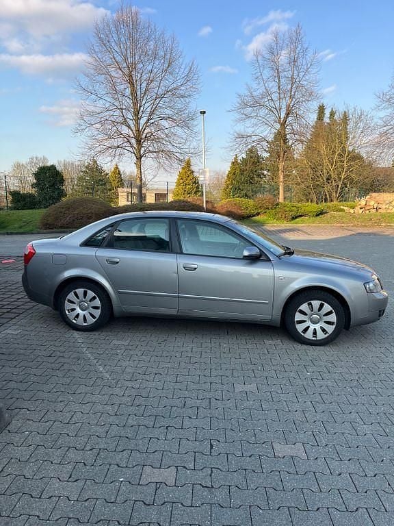 Gebraucht Audi A4 170 PS (125 kW) 2004 Grau Limousine
