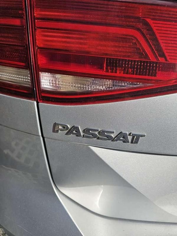 Gebraucht VW Passat Trendline 150 PS (110 kW) 2015 Kombi