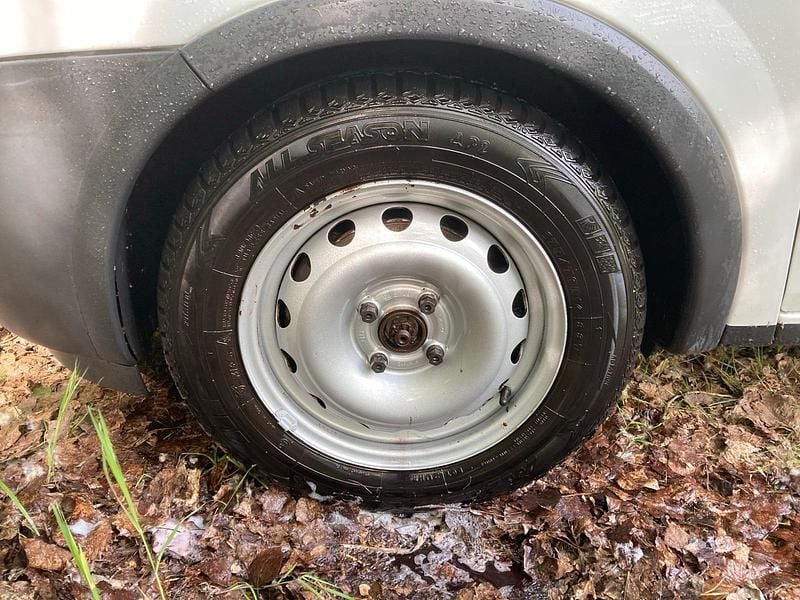 Gebraucht Opel Combo 75 PS (55 kW) 2011 Weiß Pickup