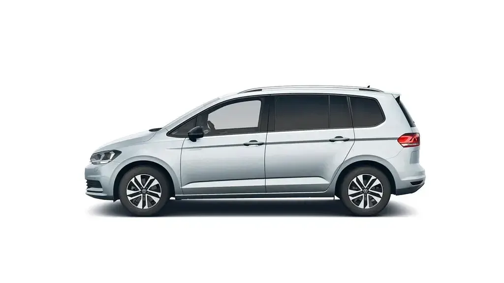 Gebraucht VW Touran Comfortline 150 PS (110 kW) 2026 Silber Van / Kleinbus