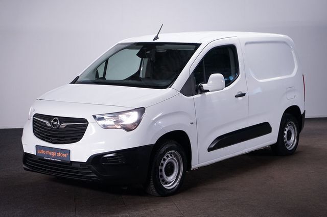 Weiß Gebraucht 2020 Opel Combo Edition Van / Kleinbus | 9.999 € - Bild 1/4
