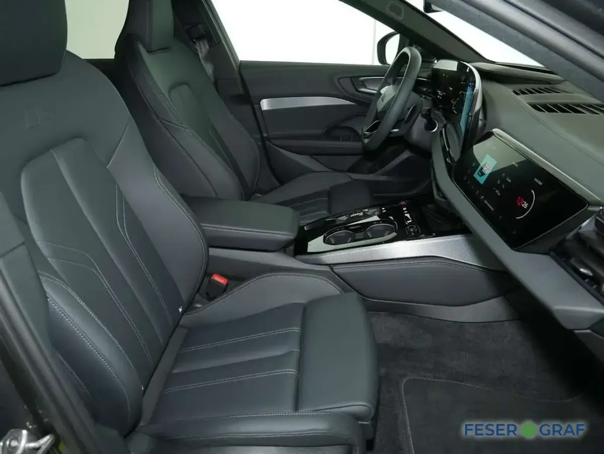 Gebraucht Audi A5 Ambiente 299 PS (219 kW) 2025 Daytonagrau perleffekt Limousine