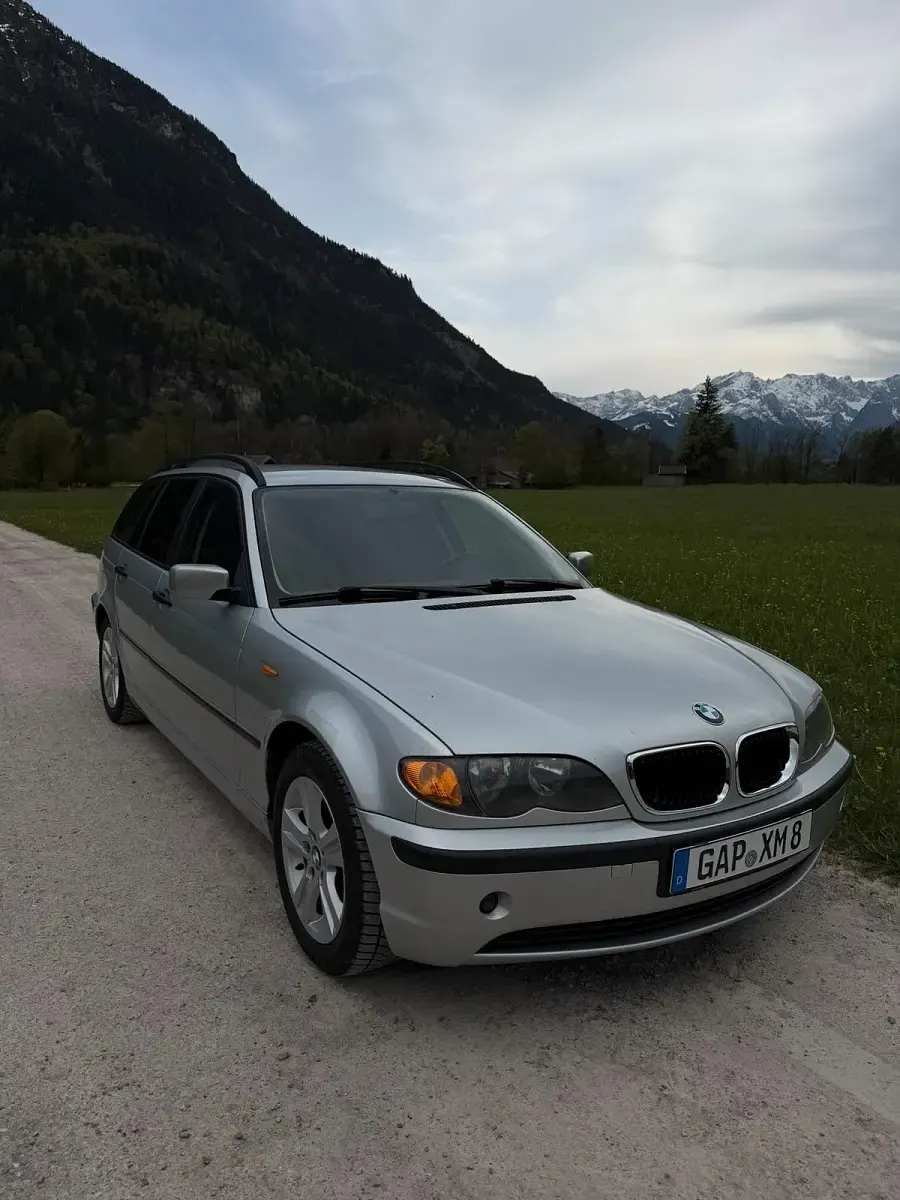 Gebraucht BMW 318 143 PS (105 kW) 2003 Silber Kombi