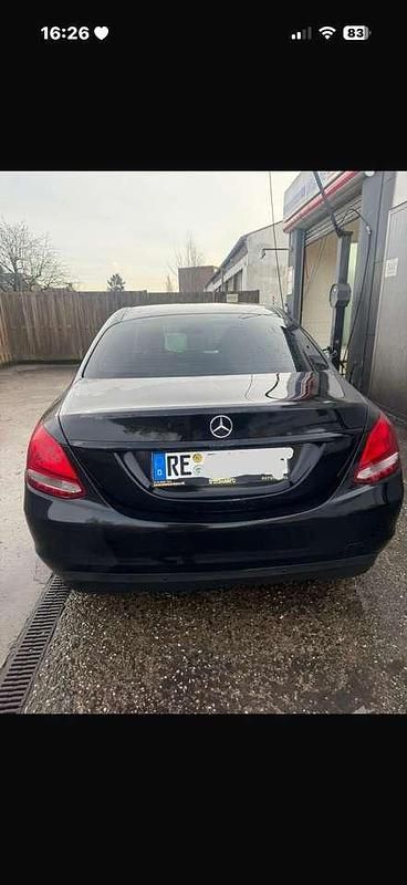 Second-hand Mercedes C180 116 CP (85 kW) 2016 Negru Berlinǎ