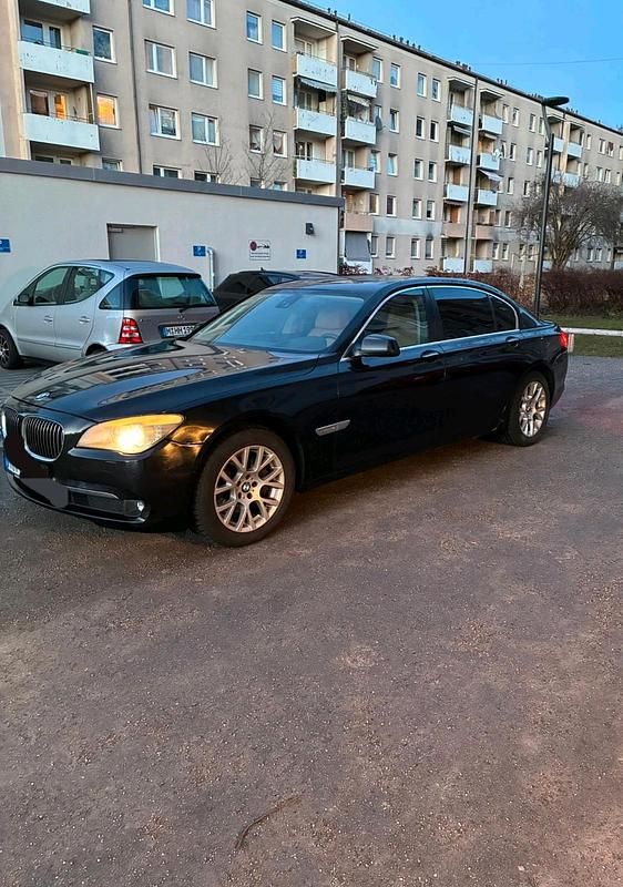 Gebraucht BMW 730 245 PS (180 kW) 2009 Schwarz Limousine