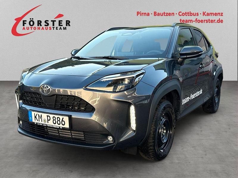Grau Gebraucht 2025 Toyota Yaris Cross SUV | 29.590 € (Fairer Preis) - Bild 1/4