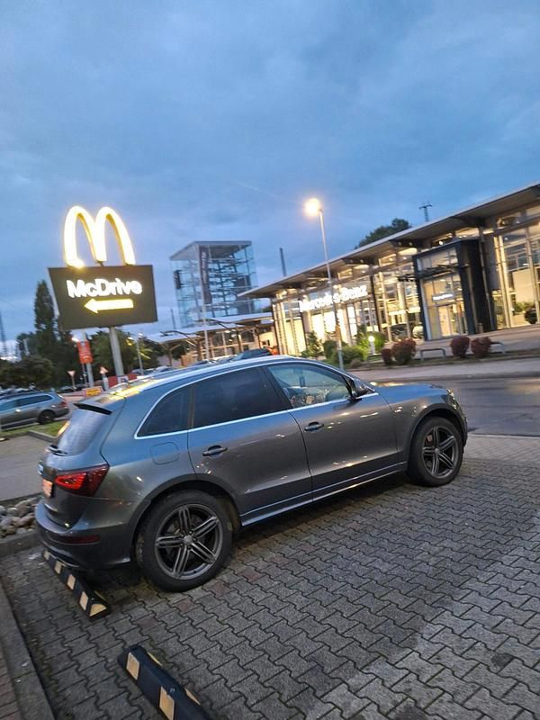 Gebraucht Audi Q5 239 PS (175 kW) 2011 Grau SUV