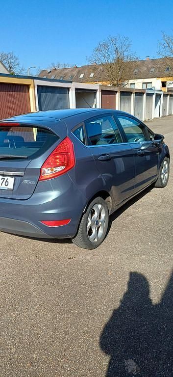 Gebraucht Ford Fiesta Trend 95 PS (69 kW) 2011 Kleinwagen