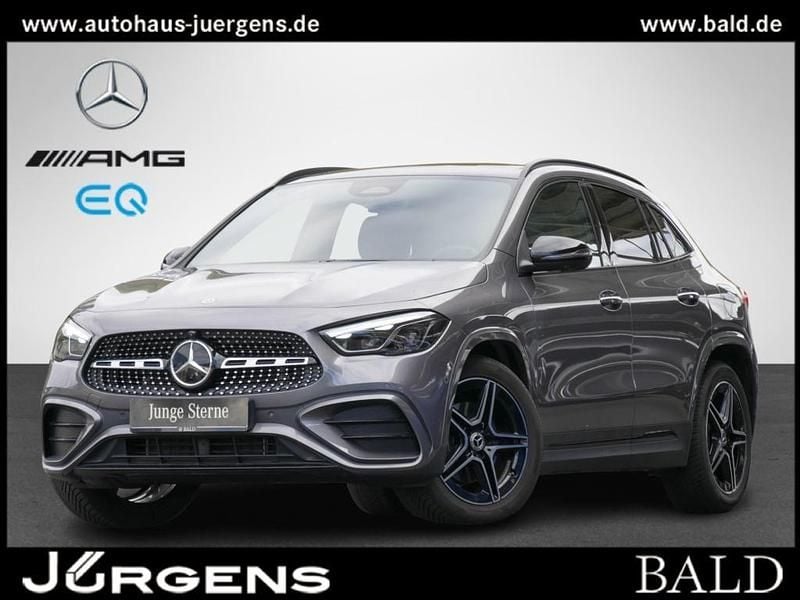 Metalliclack mountaingrau Gebraucht 2025 Mercedes GLA180 AMG SUV | 37.760 € (Superpreis) - Bild 1/4