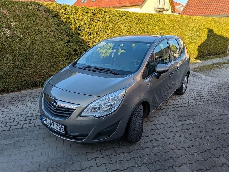 Gebraucht Opel Meriva Active 120 PS (88 kW) 2013 Van / Kleinbus