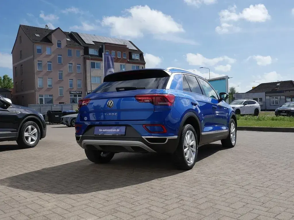 Gebraucht VW T-Roc Style 150 PS (110 kW) 2022 Blau SUV