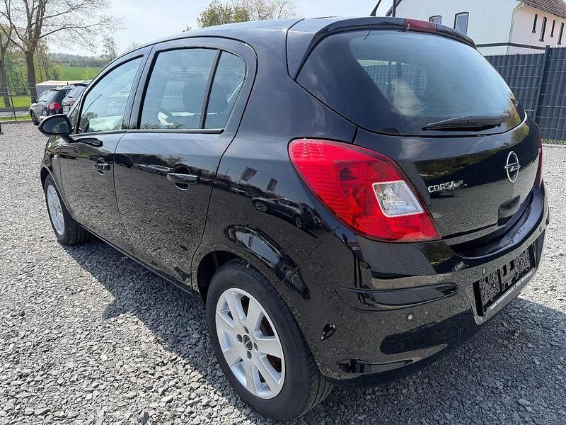 Usata Opel Corsa 80 CV (58 kW) 2008 Nero Utilitaria