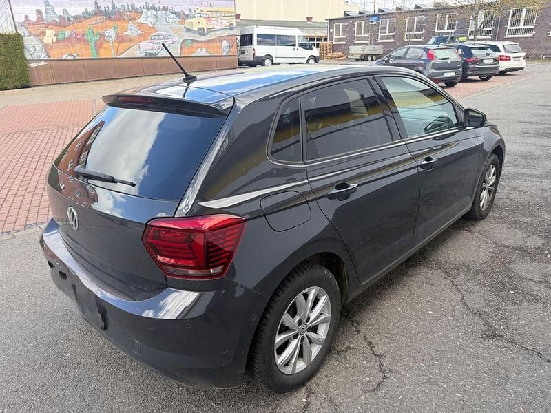Gebraucht VW Polo Highline 95 PS (69 kW) 2018 Grau Kleinwagen
