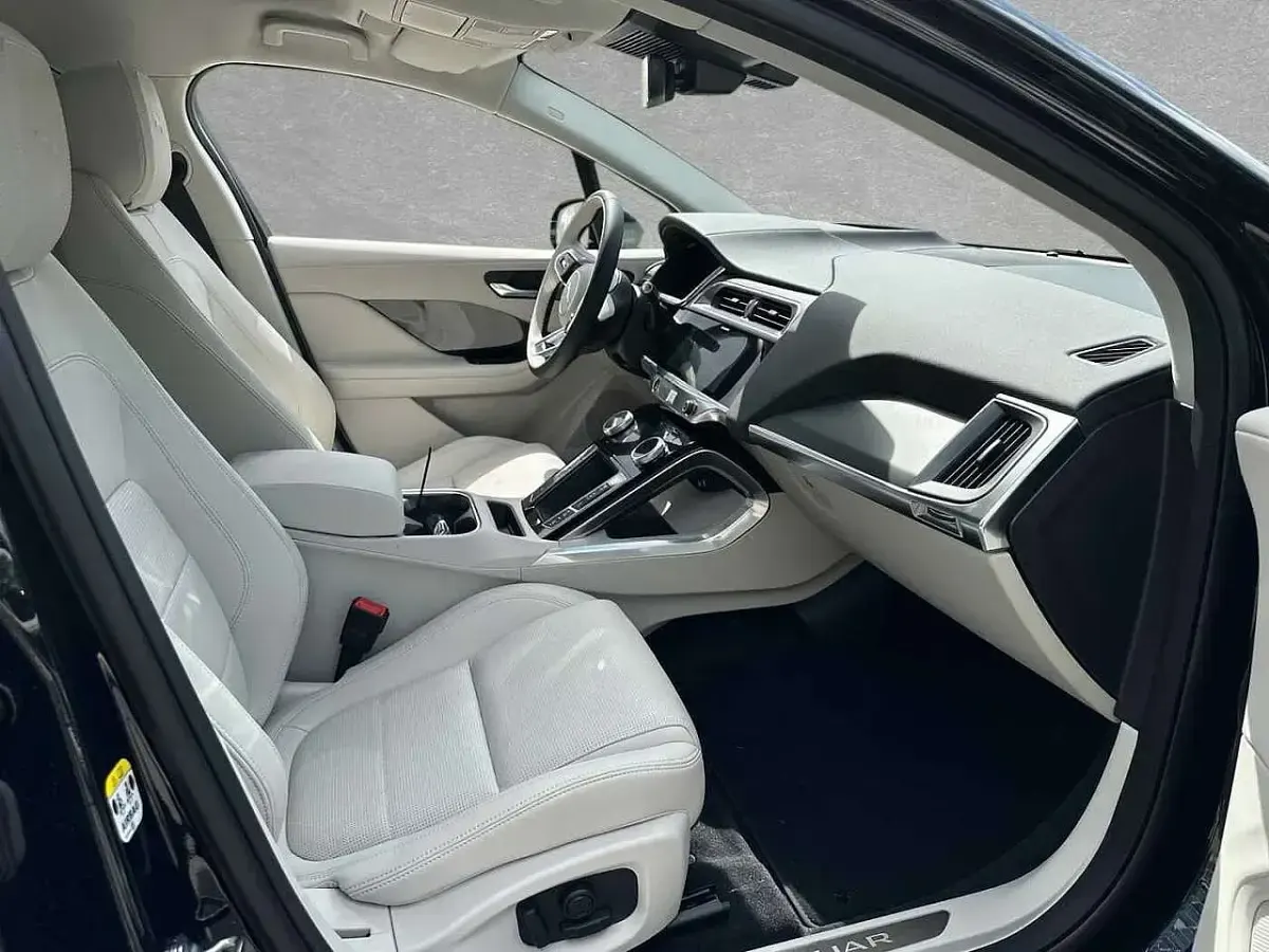 Używany Jaguar I-Pace R-Dynamic 297 kW (405 KM) 2023 Czarny SUV