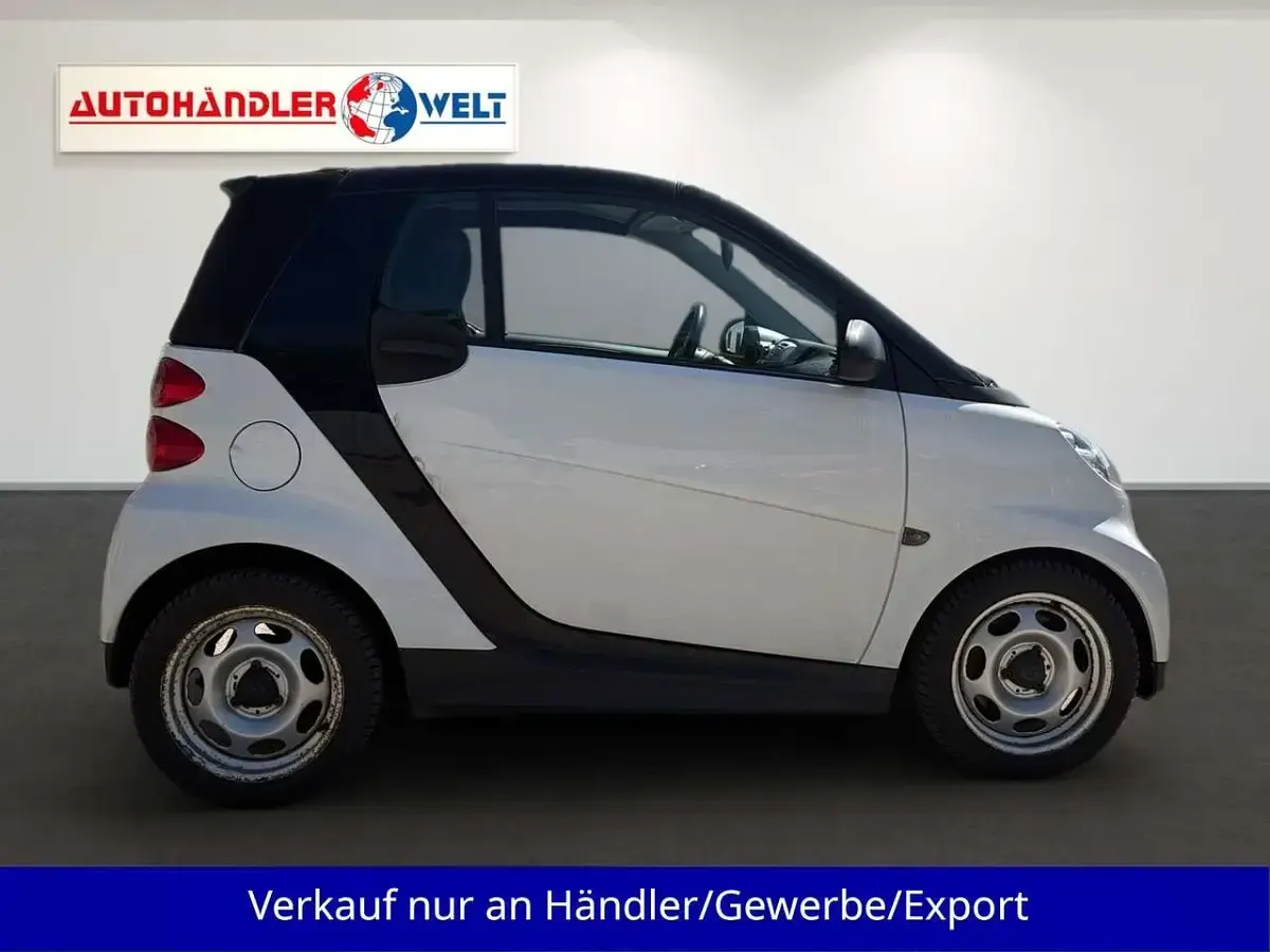 Gebraucht Smart ForTwo Cabrio 71 PS (52 kW) 2012 Weiß Cabrio