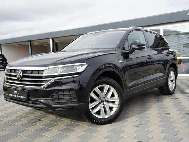 Gebraucht VW Touareg 231 PS (169 kW) 2021 Deep black SUV