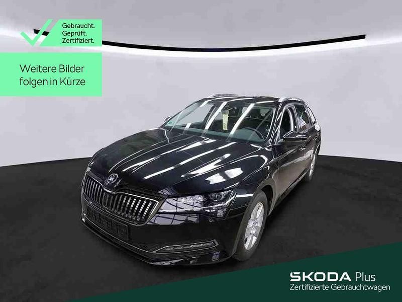 Blackmagic perleffekt (metallic) Gebraucht 2023 Skoda Superb Style Kombi | 28.999 € (Fairer Preis) - Bild 1/4
