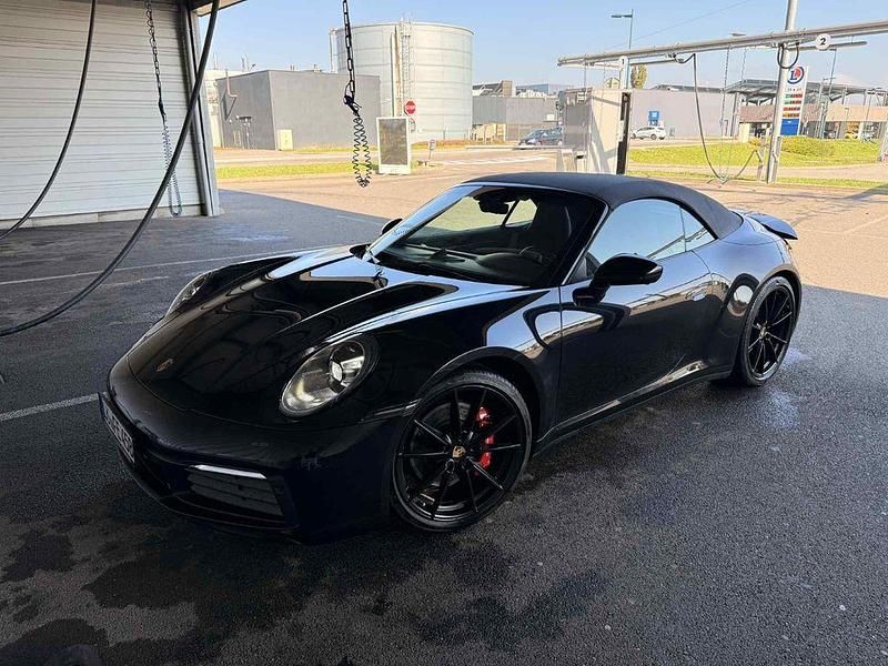 Schwarz Gebraucht 2019 Porsche 911 Carrera 4S Cabriolet Cabrio | 109.990 € - Bild 1/4